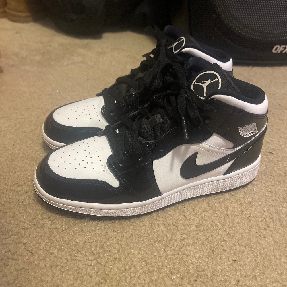 jordan 1 carbon twists mid ( youth 6 ) (fits women 7 1/2)